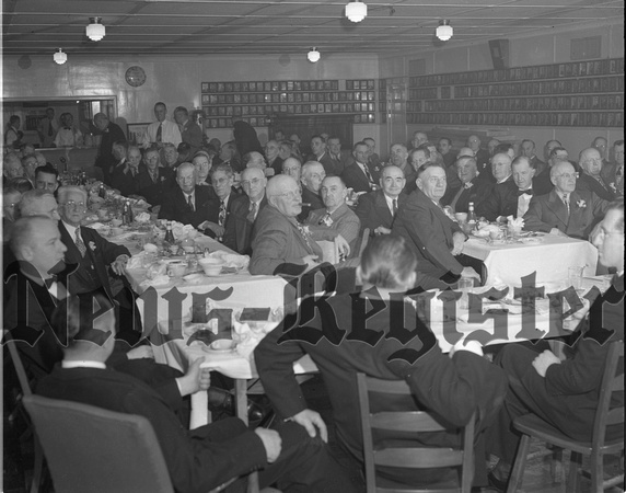 1949-1 Elks-Oldtimers banquet.jpeg