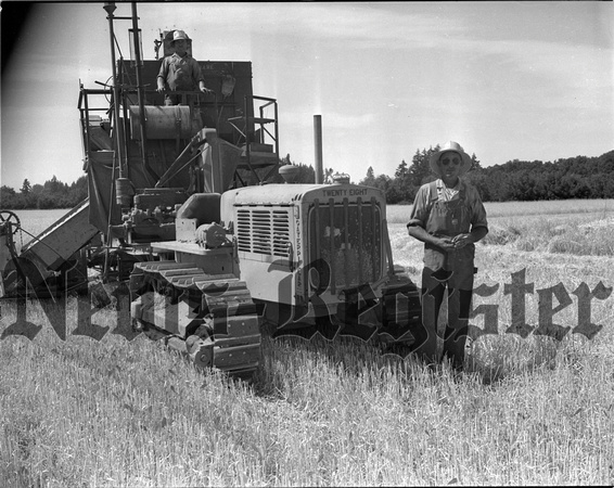 1945 Interstate Tractor 7.jpeg