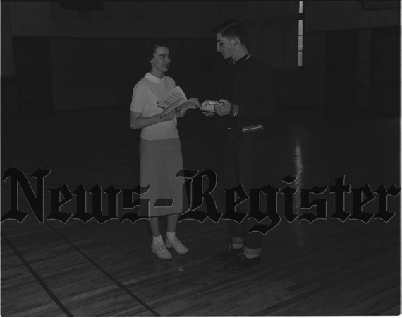 1949-3 Hi School Sr. play cast 1.jpeg