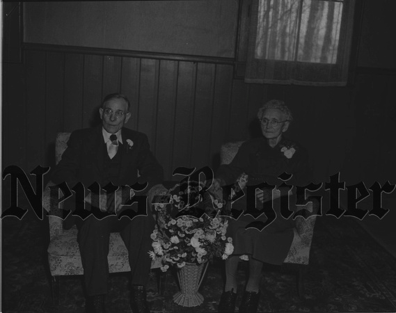 1950-11-30 Doud, Mr. & Mrs. Henry--50th anniversary 1.jpeg
