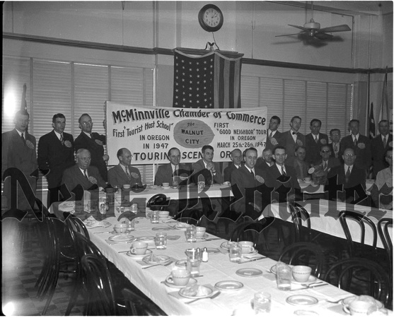 1947-3-27 Chamber of Commerce Tour 5.jpeg