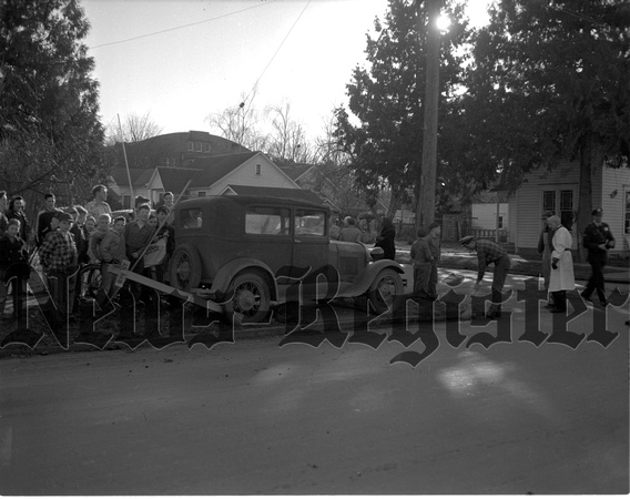 1948-2 Auto accident.jpeg