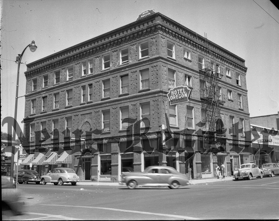 1949-7 Hotel Oregon 2.jpeg