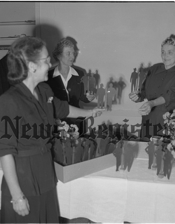 1950-10-19 BPW bosses night banquet.jpeg