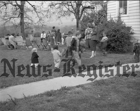 1949-4-21 Elizabeth Jr. Matrons-Easter Egg Hunt 6.jpeg