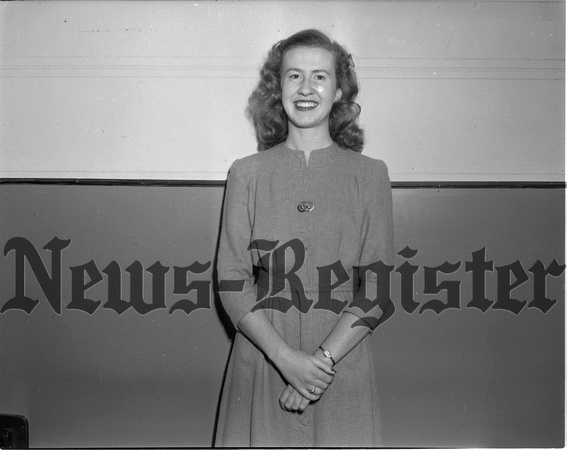 1945-11-8 Mary Lou MacLean,  V-queen candidate .jpeg