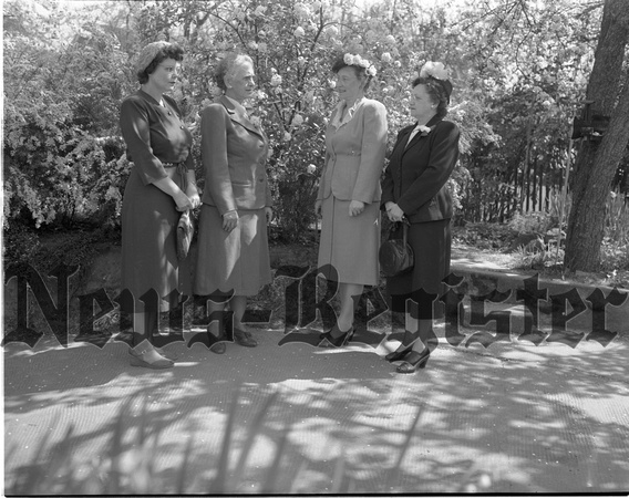 1949-4-28 Women's Garden Club committee.jpeg