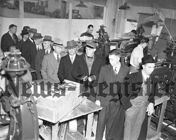 1940-3 Wells Lamont Smith GLove Co; Chamber visit-1