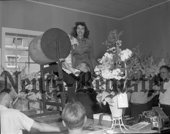 1949-7-16 Farnham electric grand opening with Miss McMinnville 1.jpeg