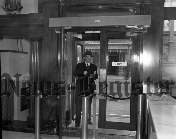 1938-3_First National Bank; Magic Eye Door