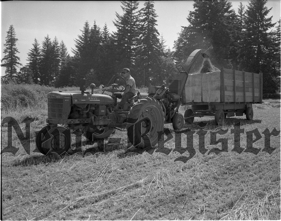 1949-6 Warmington Hay Implement 3.jpeg