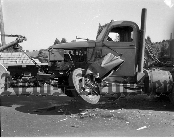 1947-7 Accident Calvin Cole and Bruce Brown 1.jpeg