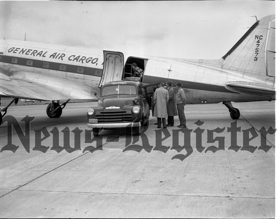 1948 Turkey Poults shipped via airplane 5.jpeg