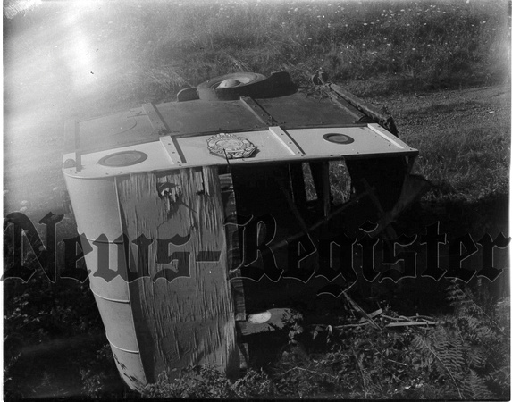 1947-7 Accident Calvin Cole and Bruce Brown.jpeg