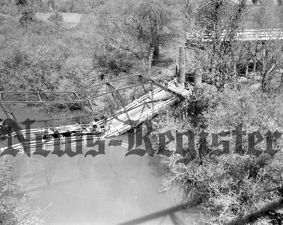 1937-5-6 & 13_Whiteson Bridge-6