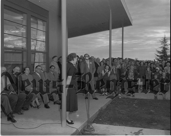 1953-1-8 Carlton Grade School Dedication 7.jpeg