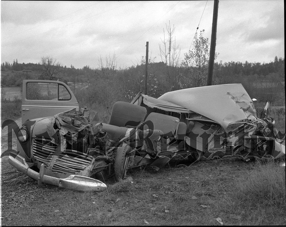 1947-1948  Wrecks and scenes of them.jpeg
