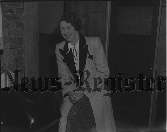 1949-4-7 Middleston, Mrs. Peggie (England).jpeg