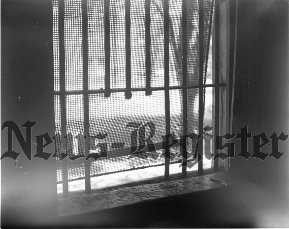 1951-8-1 Falkner Jail Break 1.jpeg