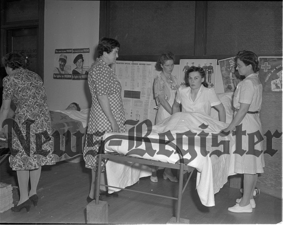 1945-6-7 Red Cross home Nursing Class.jpeg