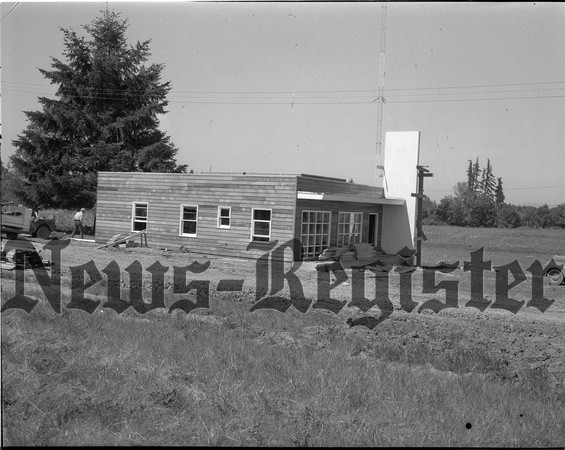 1949-4-21 K.M.C.M radio station in construction 4.jpeg