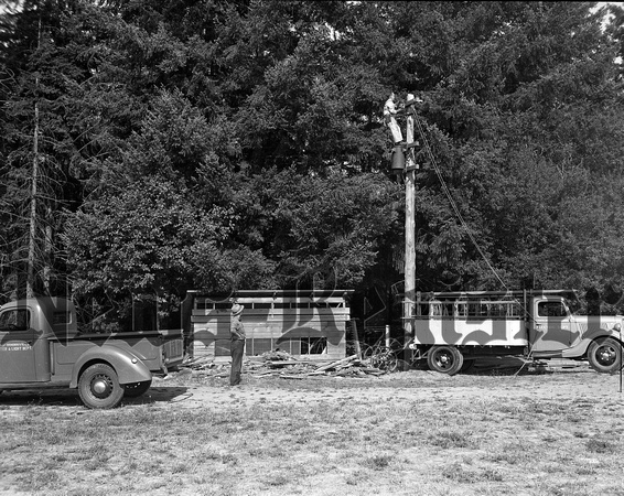 1938-9-20 McMinnville Water & Light; Power Service Repair-1