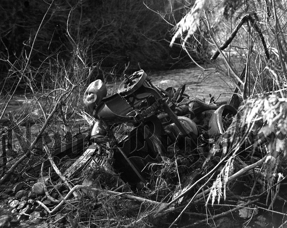 1938-1-6_Accident on Salmon River Cutoff-3
