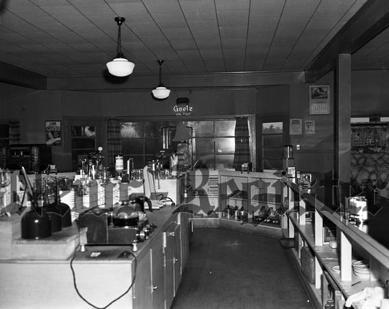 1940-4 east side tavern-4