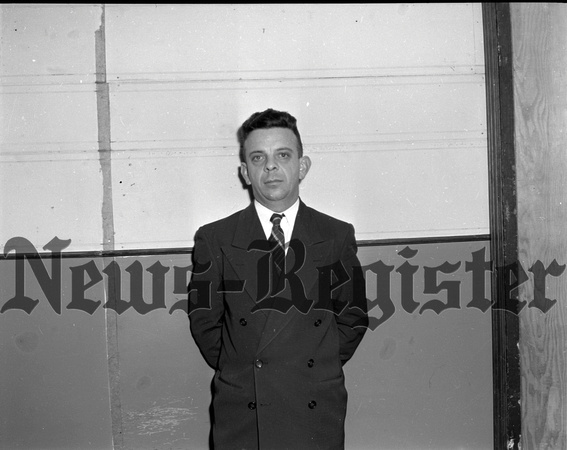 1948 Elliot Cummins Pres. Chamber of Commerce.jpeg