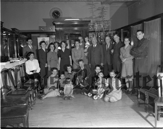 1946-12 First National Bank Christmas Party.jpeg
