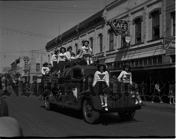 1945-5-4-5 Linfield May Day not used 5.jpeg
