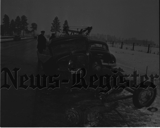 1950-2-9 Accident near McMinnville 1.jpeg