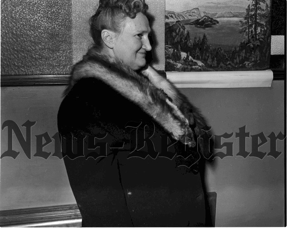 1950-1-26 Kau, Mrs. Shirley portrait in thread of Crater Lake 1.jpeg