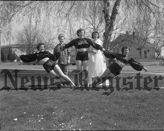 1949-4 Girls League Vaudeville.jpeg