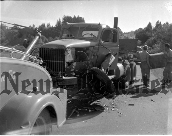 1947-7 Accident Calvin Cole and Bruce Brown 3.jpeg