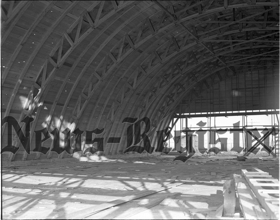 1945 Troudale Airport construction 4.jpeg