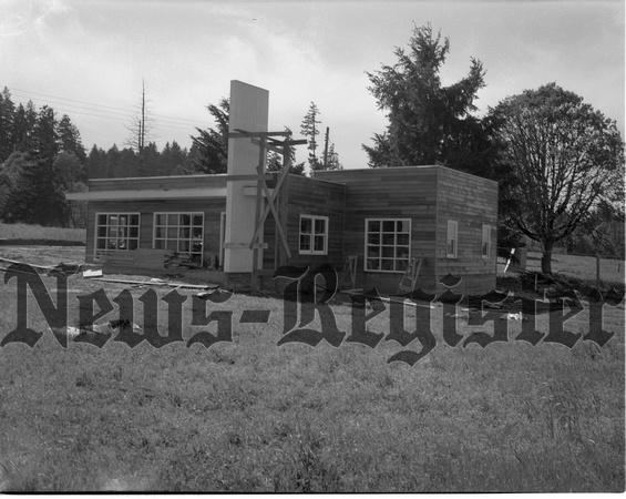 1949-4-21 K.M.C.M radio station in construction 3.jpeg