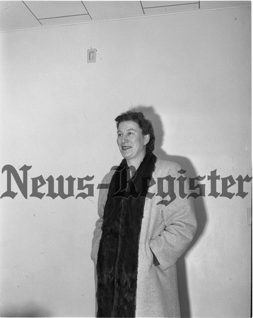 1949-12-22 Peterson, Lulu-court reporter 1.jpeg