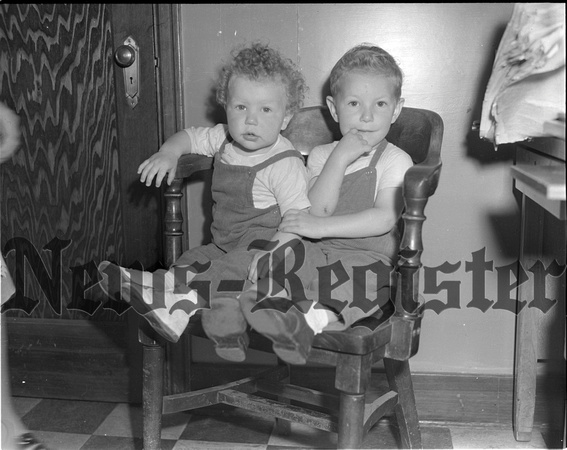 1945-6-21 Kirkwood, Gary Lester (left) Gene henry (right) sons of Mr & Mrs. Homer K. of Amity. Greetimgs Daddy!.jpeg