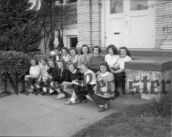 1948-9 McMinnville High School officers.jpeg