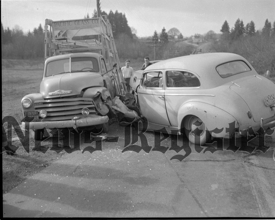1949-11-17 Accidents 2.jpeg