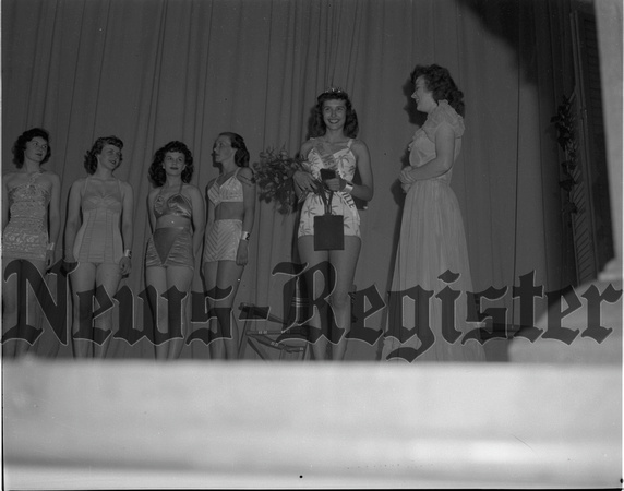 1949-6-17 Miss McMinnville Contest 2.jpeg