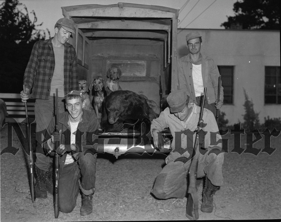 1949-9 Bear killed by Sittons.jpeg