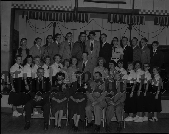1951-11-1 Junior Eagles formal picture 1.jpeg