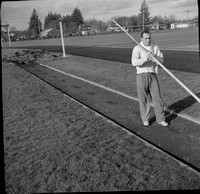 1955-3 Ralph Grow, Linfield Pole Vaulter.jpeg
