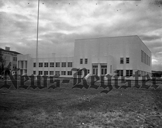 1939-9-7 Mcminnville High School addition-3