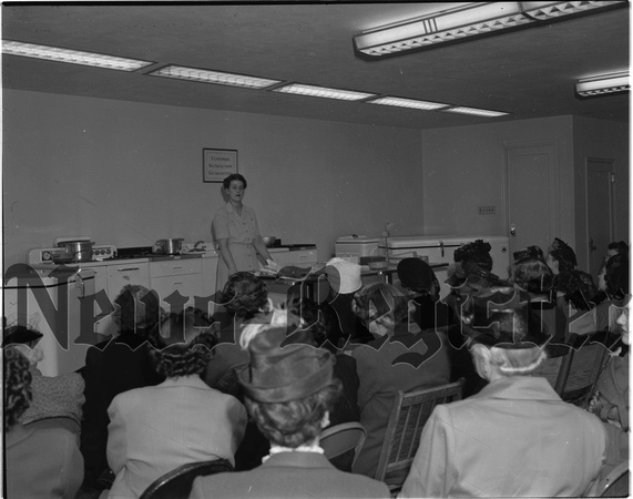 1948-5 Red Cross cooking school.jpeg