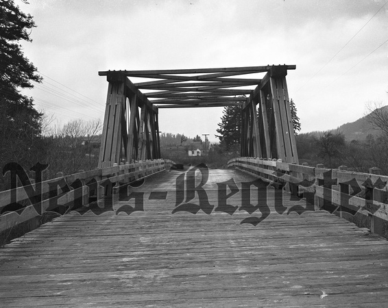 1938-8-11_Annual Chamber Commerce picnic; Haskins Dam-4
