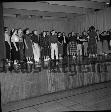 1953-2-24-25 Comic Opera Robin Hood presented at High School 17.jpeg