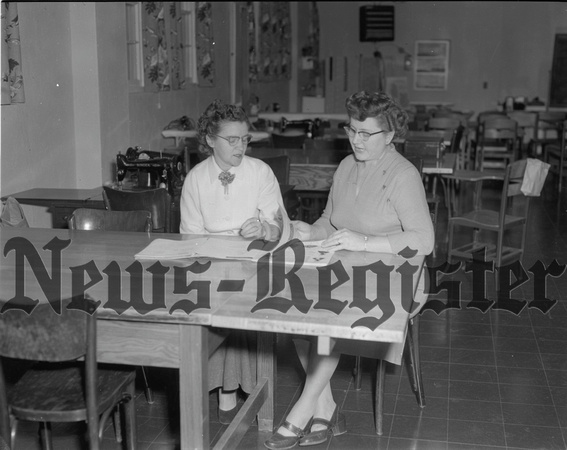 1955-3-19 New sewing method demo 2.jpeg